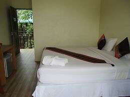 Phi Phi Green House
