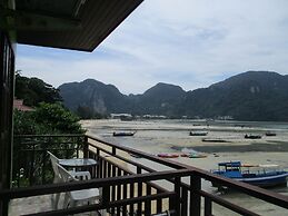 Phi Phi Green House