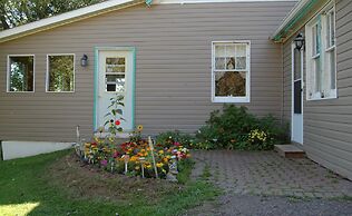 North Rustico Motel and Cottages