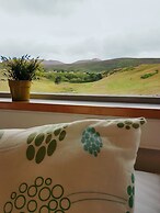 Hotel Mikligardur