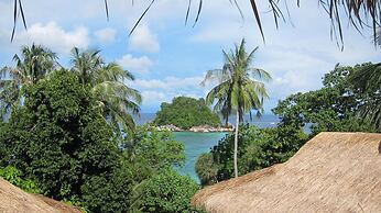 Ten Moons Lipe Resort