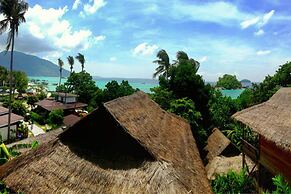 Ten Moons Lipe Resort