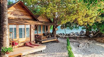 Ten Moons Lipe Resort