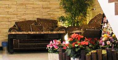 Fuchia Hotel