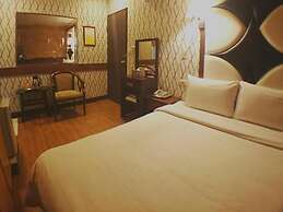 Fuchia Hotel