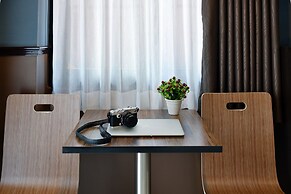 Media Hotel & Residence