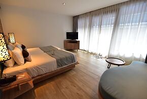 Akira Lipe Resort