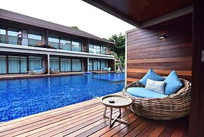 Akira Lipe Resort