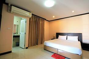 Triton Hotel Nakhonratchasima