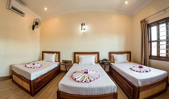 Seng Hout Hotel