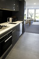 381 Cremorne