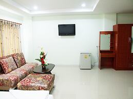 Rueanrimnam Hotel