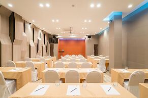 Beyond Suite Hotel