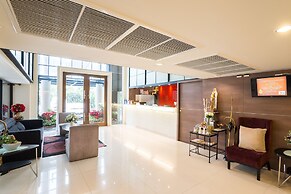 Beyond Suite Hotel