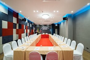 Beyond Suite Hotel