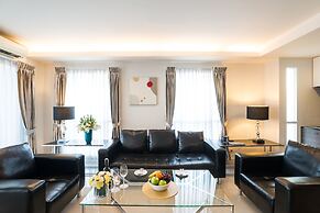 Beyond Suite Hotel