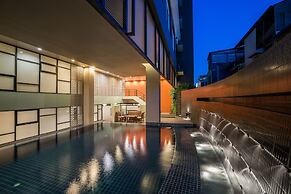 Beyond Suite Hotel