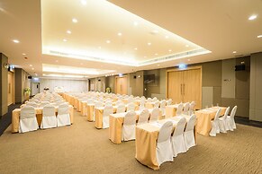 Beyond Suite Hotel