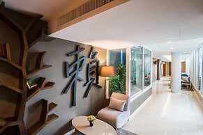 Beyond Suite Hotel