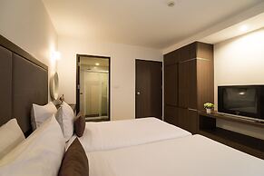Beyond Suite Hotel