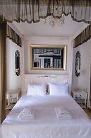 Bay C Hotel