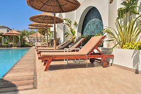 Bay C Hotel