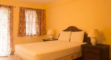 Kings Landing Hotel