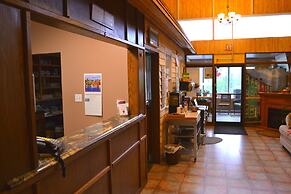 Silverwood Inn