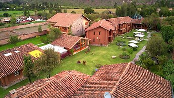 Lizzy Wasi Urubamba