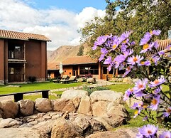 Lizzy Wasi Urubamba