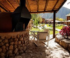Lizzy Wasi Urubamba