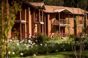 Lizzy Wasi Urubamba