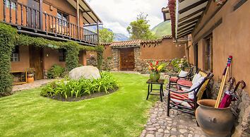 Lizzy Wasi Urubamba