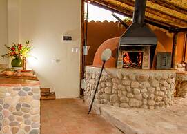 Lizzy Wasi Urubamba