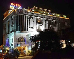 Hotel Kings Corner
