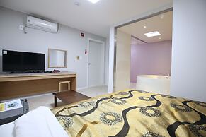 R.I Spa Hotel