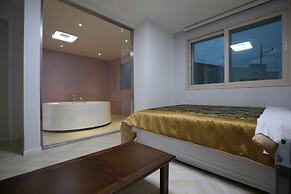 R.I Spa Hotel