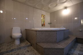 R.I Spa Hotel
