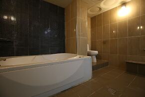 R.I Spa Hotel