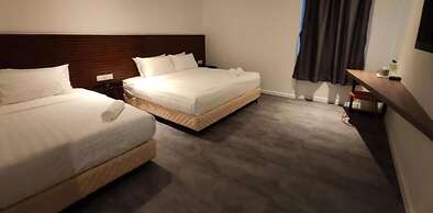 T Hotel Tandop