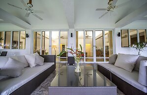 Salaya Beach Houses