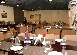 Hotel Le Roi Haridwar @ Har Ki Pauri Road
