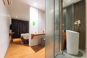 T+ Hotel Butterworth