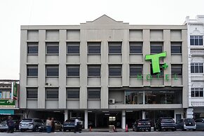T+ Hotel Butterworth