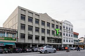 T+ Hotel Butterworth
