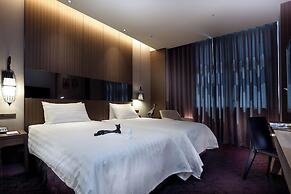 Hotel Intrendy