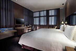 Hotel Intrendy