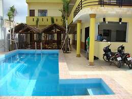 Oasis Hotel