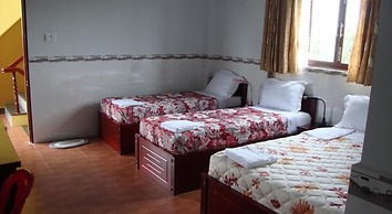 Oasis Hotel
