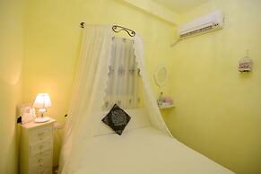 Rabbit house hotel
